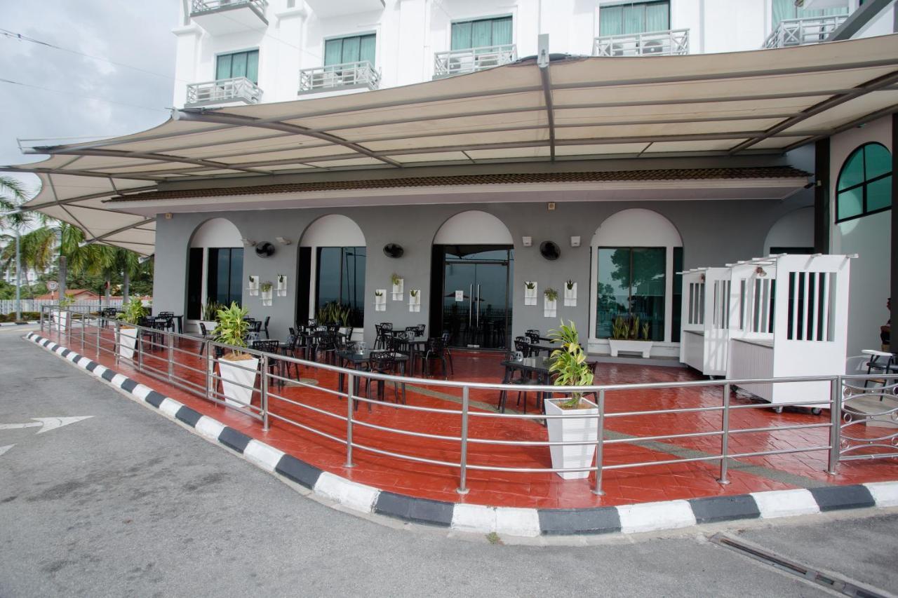 Klana Beach Resort Петалинг Джая Екстериор снимка