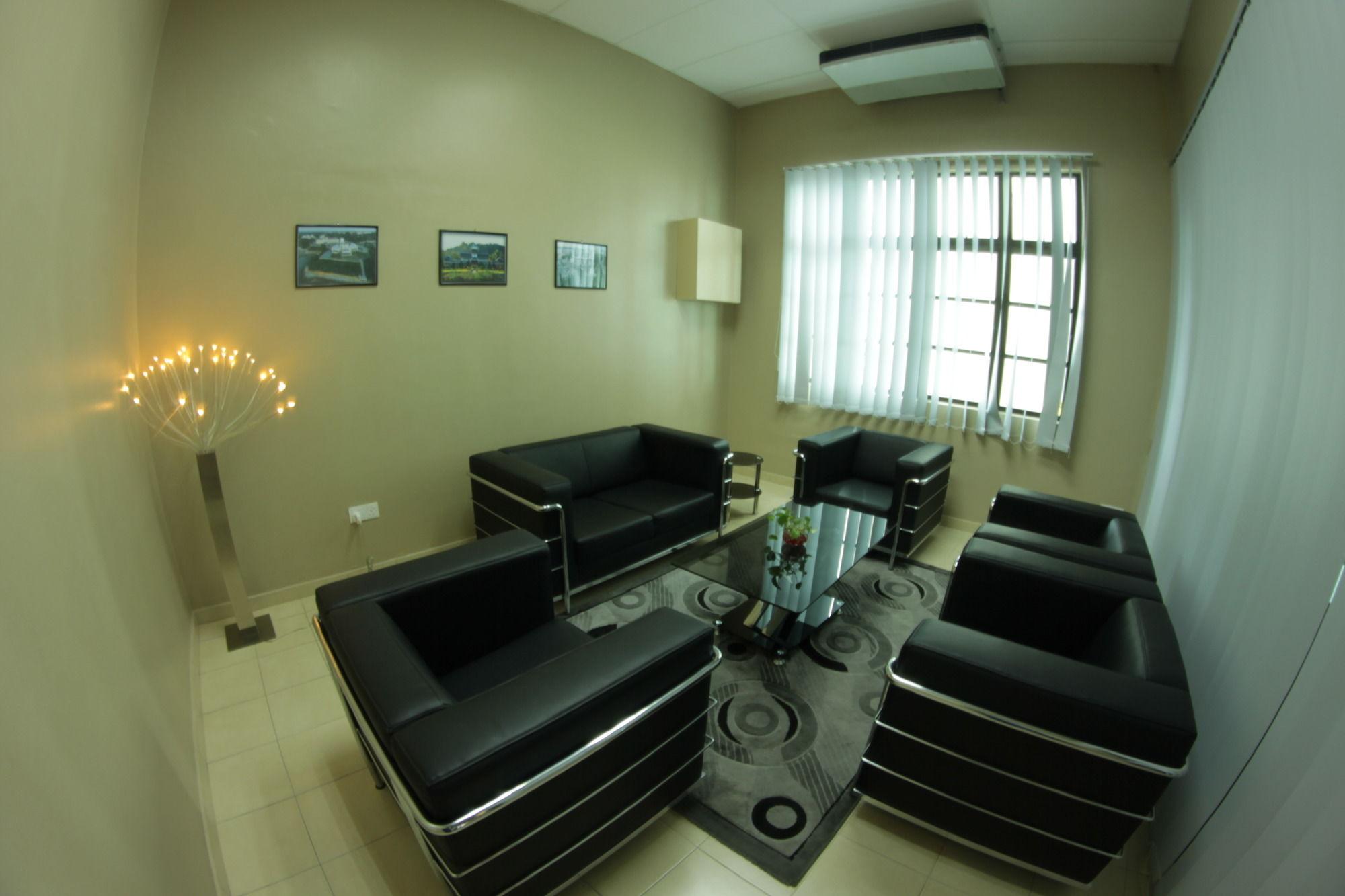 Klana Beach Resort Петалинг Джая Екстериор снимка